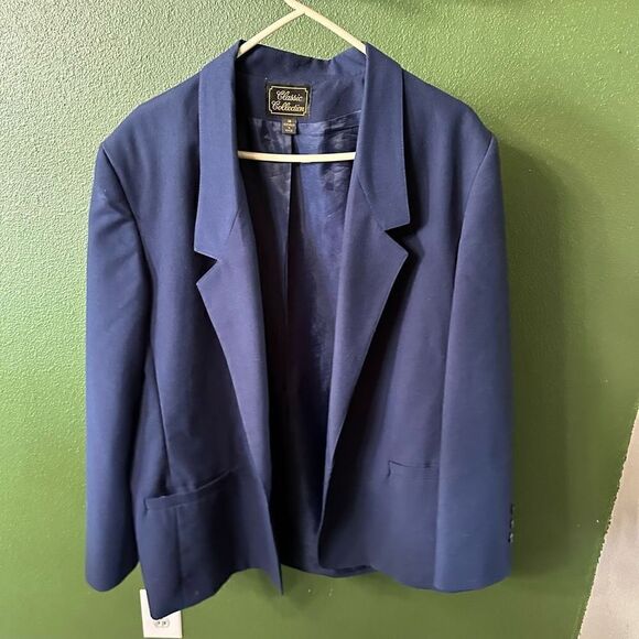 Classic collection size 18 navy blue blazer - Picture 5 of 5